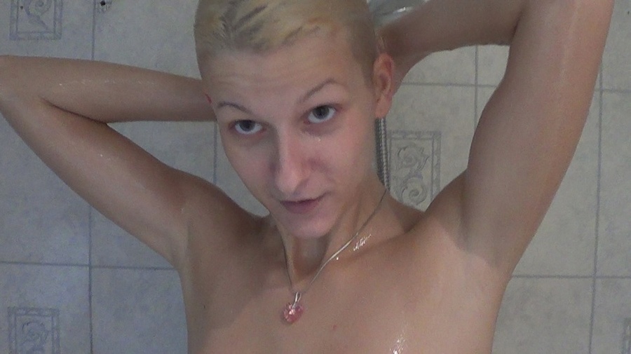 Shameless blonde is sucking a boner in the  - XXX Dessert - Picture 5