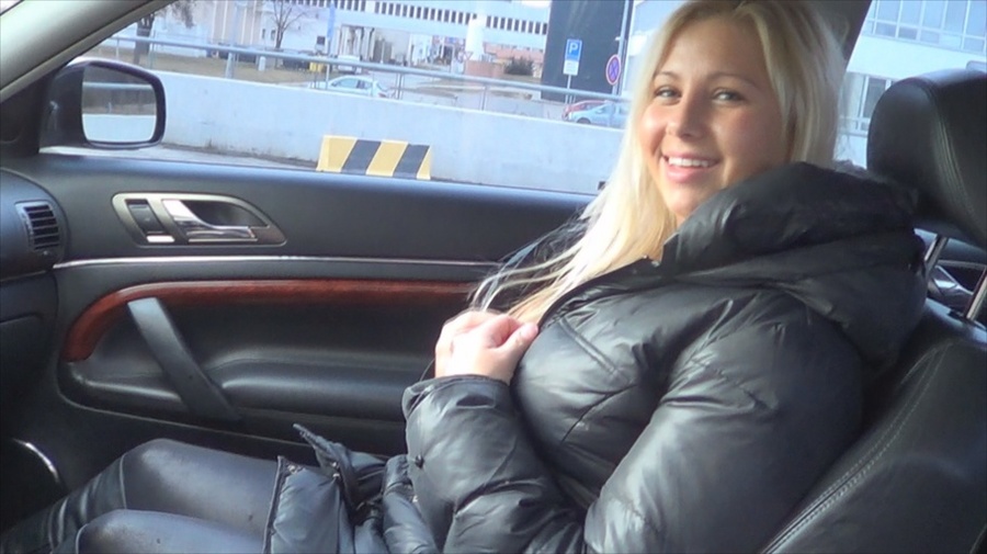 Ideal booty of a lusty blonde fucked in the - XXX Dessert - Picture 1