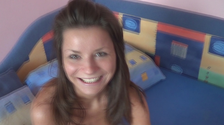 Brunette with an innocent smile is sucking  - XXX Dessert - Picture 1