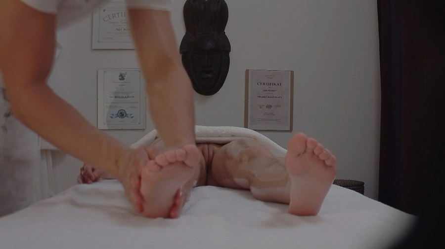 Skinny leggy lass prepares for an upcoming  - XXX Dessert - Picture 13