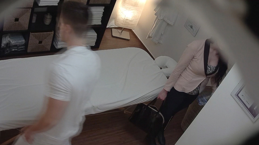 All-natural brunette demonstrated her huge  - XXX Dessert - Picture 1