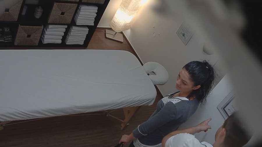 Sexy young coed allows masseur to touch her - XXX Dessert - Picture 1