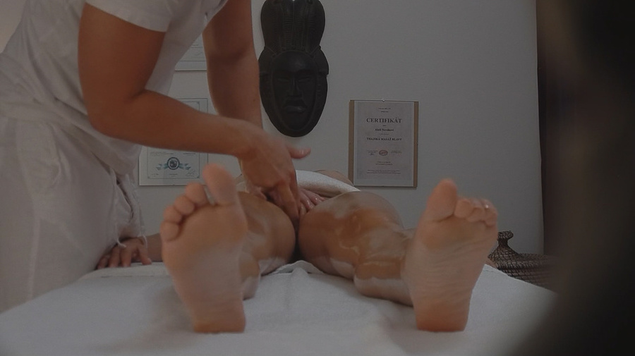 Cock-loving bitch with dark hair is getting - XXX Dessert - Picture 9