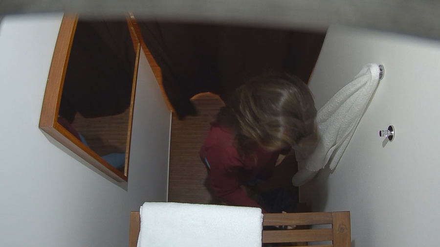 Juicy shaved snatch of a young coed pounded - XXX Dessert - Picture 1