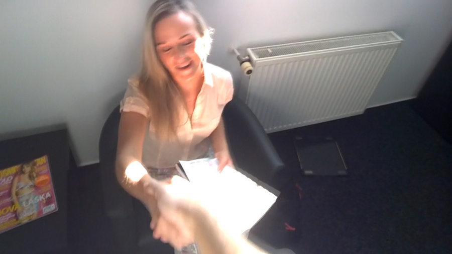 Blonde freshie in pink blouse getting naile - XXX Dessert - Picture 1