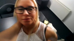 Big-booty blondie in glasses blowing dic - Picture 9