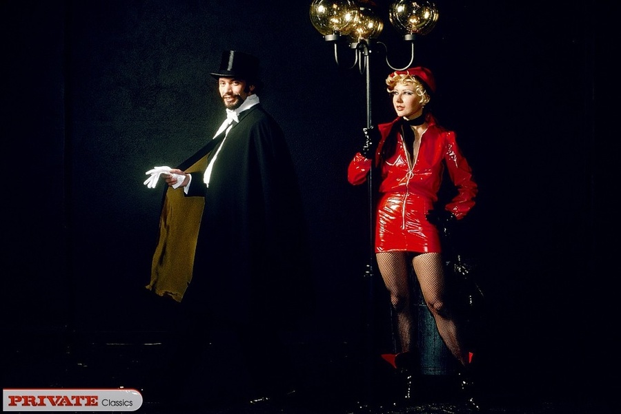 Indulging babes teases with their steaming  - XXX Dessert - Picture 8