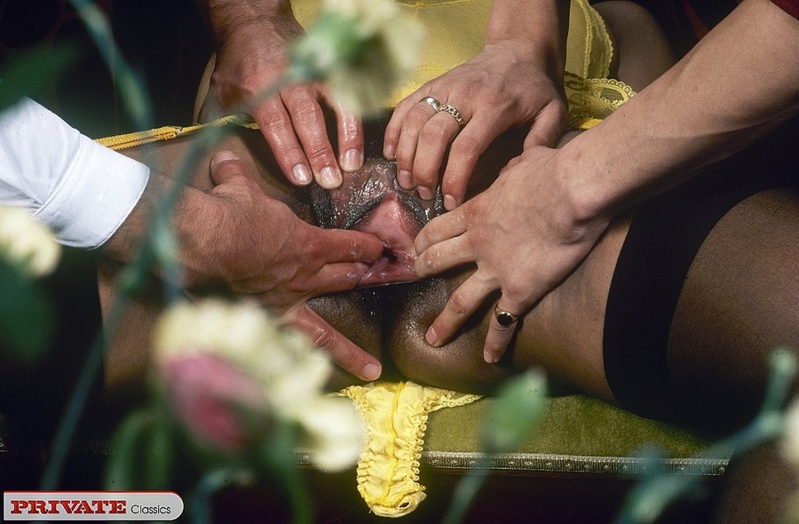 Smoking hot ebony teases two horny studs wi - XXX Dessert - Picture 5