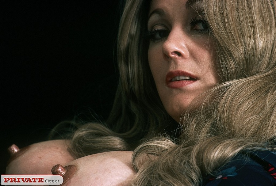 Luscious hotties displays their indulging b - XXX Dessert - Picture 3