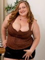 Cute BBW slowly strips off her brown - Picture 1