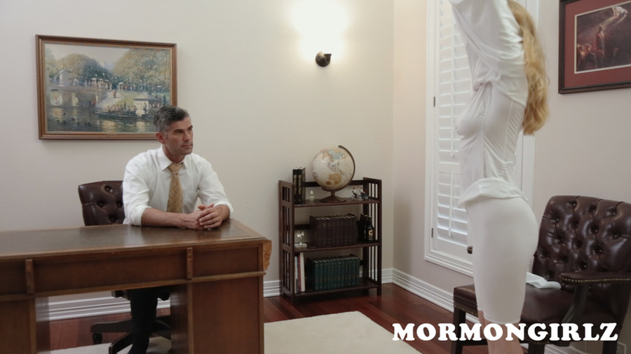 Getting naked and masturbating for the mormon dude - XXXonXXX - Pic 3