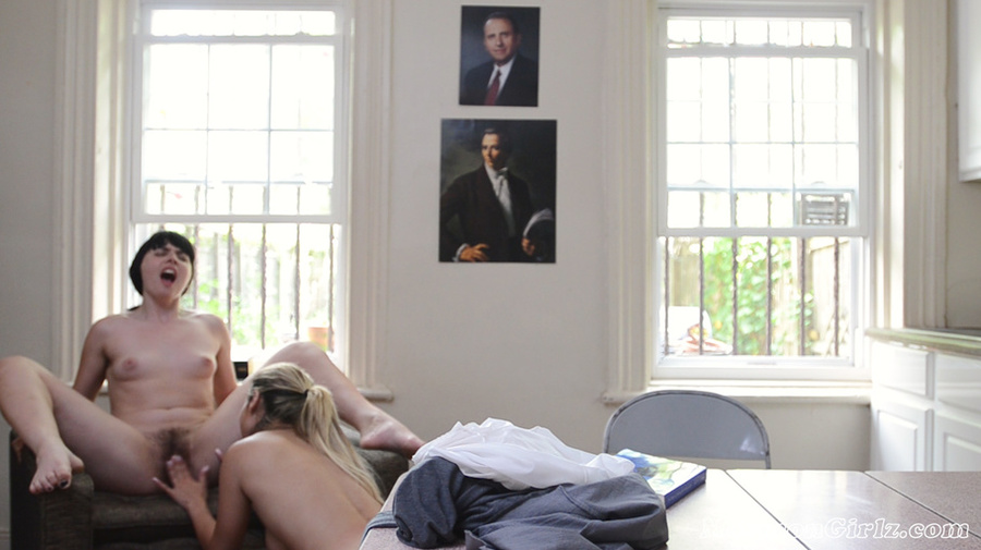 Getting naked in seconds to rubs kiss and eat twat - XXXonXXX - Pic 19