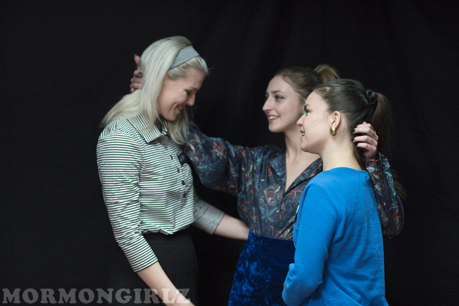 Double pussy munch out among three filthy mormon bitches - XXXonXXX - Pic 2