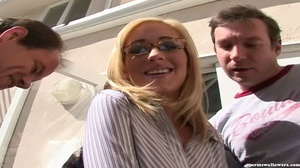 Nerdy blonde in glasses gets surrounded  - Picture 1