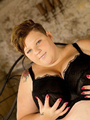 Steaming hot plus size hottie pose her - Picture 4