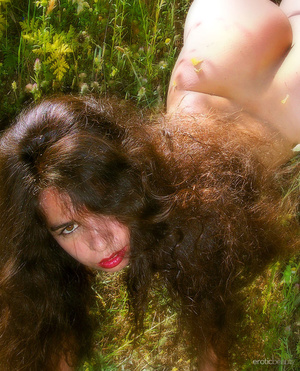 Frizzy haired brunette with freckled nos - XXX Dessert - Picture 3