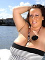 Fat hottie expose her humongous boobs - Picture 14