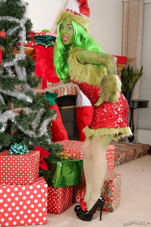 Horny grinch plays with her pussy before - XXX Dessert - Picture 2