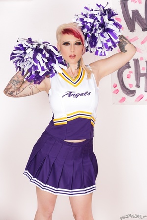 Inked blonde cheerleader takes her cloth - Picture 2