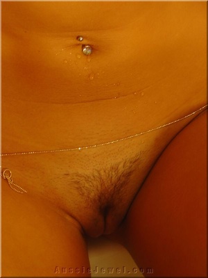 Blonde bombshell displays her alluring b - XXX Dessert - Picture 13