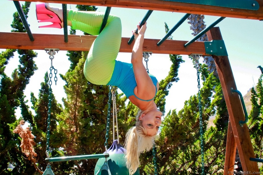 Daring blonde in blue top and mesh green pa - XXX Dessert - Picture 13