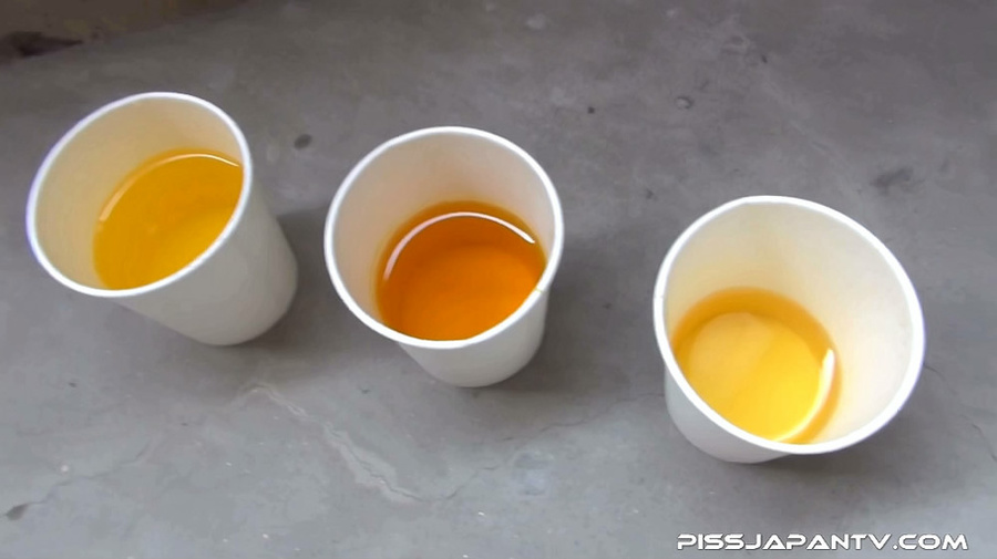 Super cute Japanese minx takes a piss in a  - XXX Dessert - Picture 14