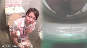 Voyeur camera placed in a toilet filmed  - XXX Dessert - Picture 4