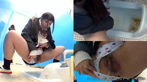 Japanese bitches are filmed crouching an - XXX Dessert - Picture 5