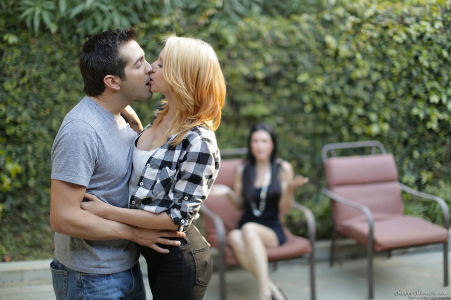 Horny young couple outdoors enjoying the wa - XXX Dessert - Picture 1