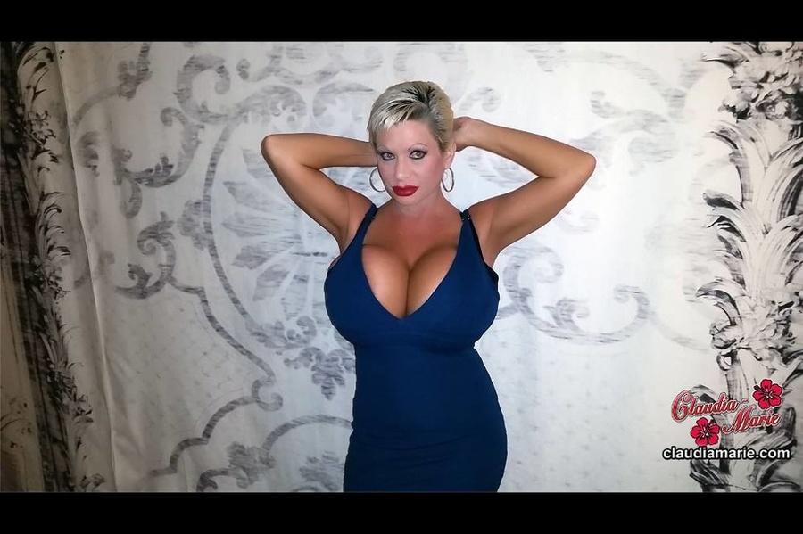 Pussy display from a busty blonde BBW dress - XXX Dessert - Picture 3