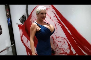 Pussy display from a busty blonde BBW dr - Picture 6