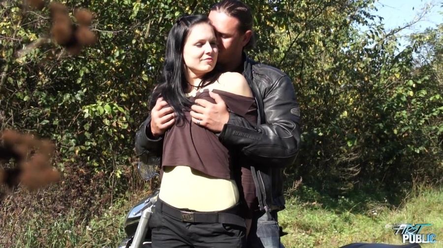 Yellow top brunette has her pussy fucked sideways outdoors - XXXonXXX - Pic 1