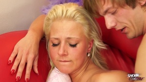 Yellow top blonde enjoys deep penetratio - XXX Dessert - Picture 14