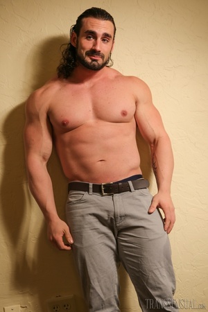 Full bearded buff takes his blue boxers off to show his dick - Picture 4