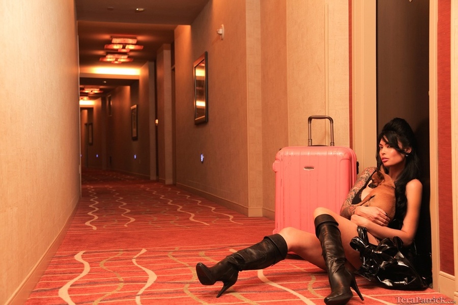 Busty brunette in latex spreads her legs on - XXX Dessert - Picture 6