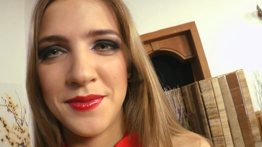 Young euro chick bends over and got her ass - XXX Dessert - Picture 1
