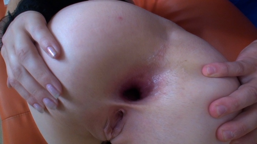 Babe in black uses a dildo and has her ass left gaping. - XXXonXXX - Pic 5