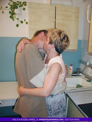 Luscious granny makes out with a teen st - Picture 5