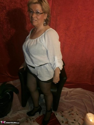 Hot mature bitch with blonde hair is posing in sexy lingerie - XXXonXXX - Pic 13