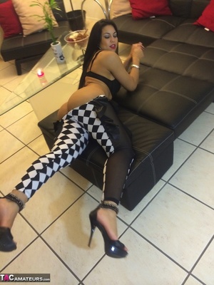 Stunning Latina is wearing sexy leggings that make her ass look fantastic - XXXonXXX - Pic 19