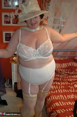 Fat bimbo is posing in sexy lingerie which makes her large tits look nice - XXXonXXX - Pic 17