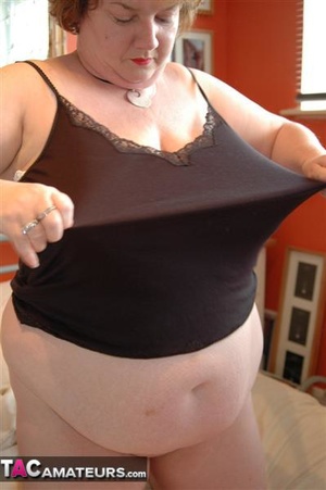 Big breasted fatty shows her massive natural bazookas to the camera - XXXonXXX - Pic 3