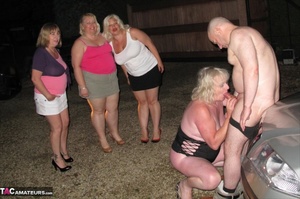 Fat old sluts get fucked hard in a group sex adventure - Picture 9