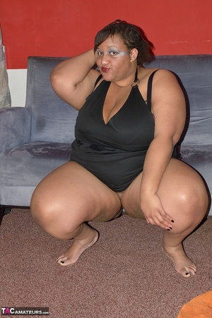 This fat whore, with black nails, shows off her rolls and shaved pussy - XXXonXXX - Pic 6