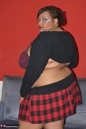 A fat, ebony, slut in a plaid skirt rubs her wet pussy with a brush handle - XXXonXXX - Pic 4