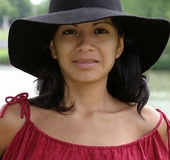 Gorgeous babe displays her hot body by the river wearing her black hat,