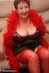 mature plomper red and
