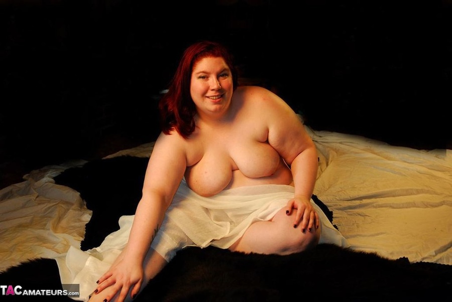 Huge babe covers her plus size body with a  - XXX Dessert - Picture 1