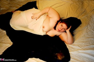 Huge babe covers her plus size body with - XXX Dessert - Picture 7
