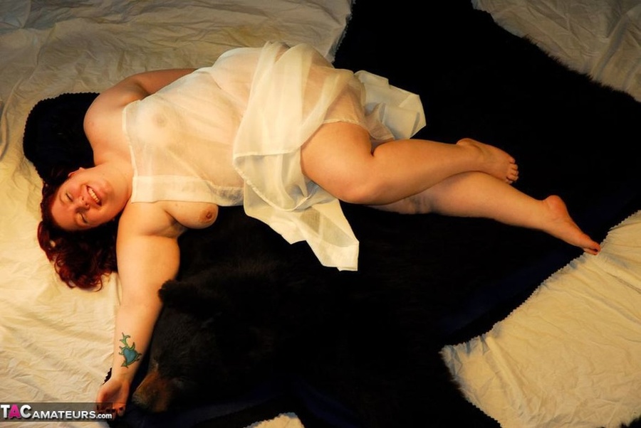 Huge babe covers her plus size body with a  - XXX Dessert - Picture 12